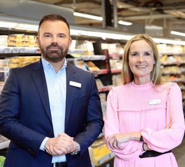 满足我们的领导团队